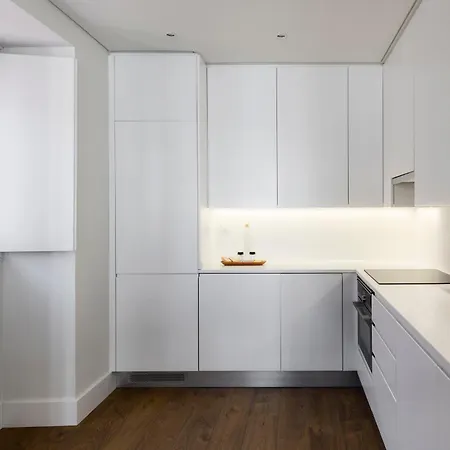 Lsa Bairro Alto By Numa شقة