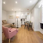 Apartman Lsa Bairro Alto By Numa