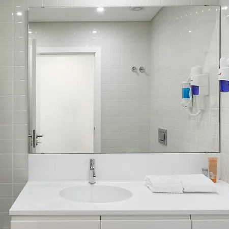 Serviced - Bairro Alto Lizbona